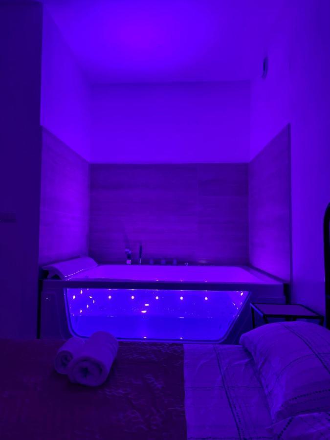 Maris Suite - Appartamento Con Vasca Idromassaggio Alghero Kültér fotó